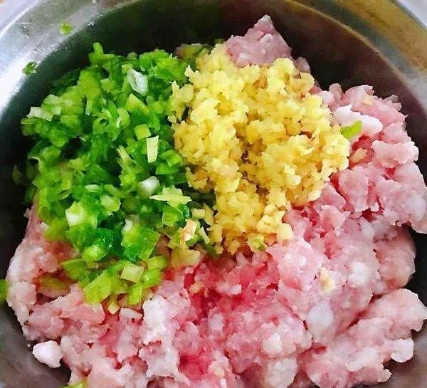 馄饨包什么馅最好吃图1