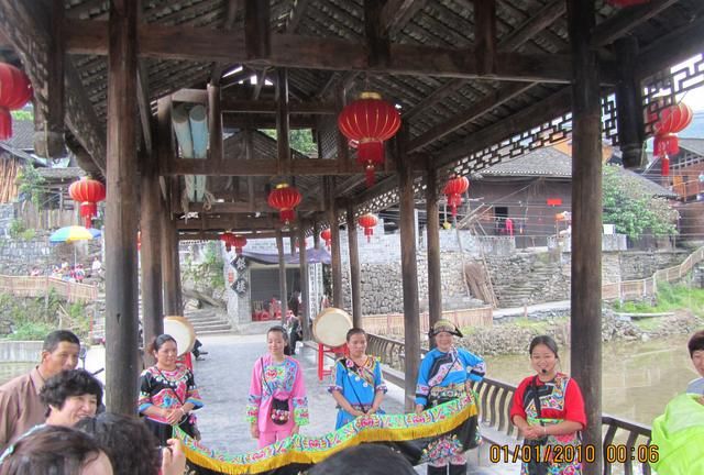 零距离接触湘西少数民族古村寨，看看有什么民族特色？
