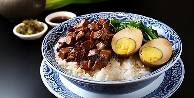 必吃十款台湾特色美食，棺材板也能当做美食？网友吃完直呼：真香