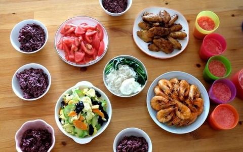 自制一碗长寿面一个蛋糕