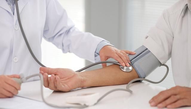 中国的高血压诊断标准，有了重大调整，降到了130/80