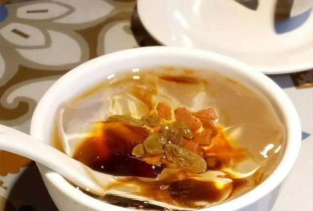 冰粉是哪里的美食(豆妈家常美食冰粉教程)图3