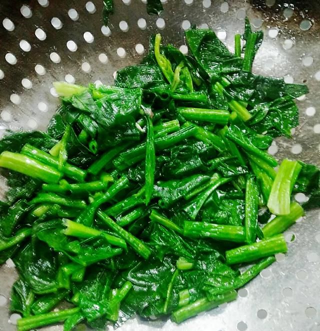 做丸子汤的豆腐炸不炸熟,炸小豆腐怎么炸图7