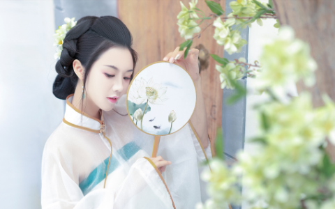 汉服发簪制作教程,适合披风的汉服发型带发簪