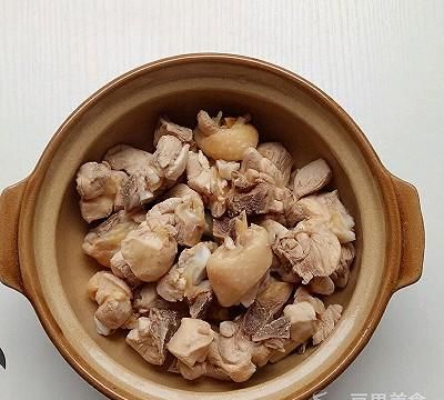 黄焖鸡的做法
