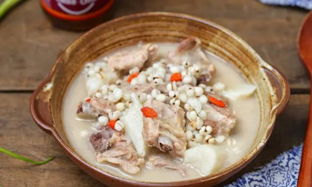 炖排骨汤，牢记“3做3不做”，出锅肉嫩汤鲜，脱骨入味，好吃不腥