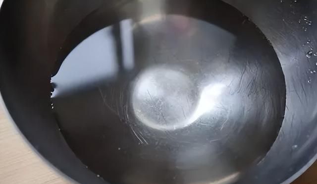炖排骨汤，牢记“3做3不做”，出锅肉嫩汤鲜，脱骨入味，好吃不腥