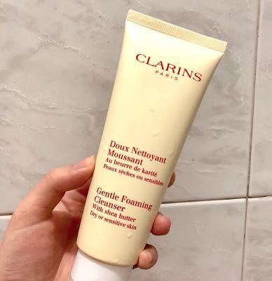 美白补水洗面奶推荐：这些洗面奶补水保湿控油，还能有效收缩毛孔