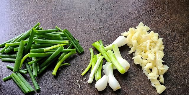 家常版椒盐大虾，又香又好吃，这一道家常菜，下饭下酒都受欢迎