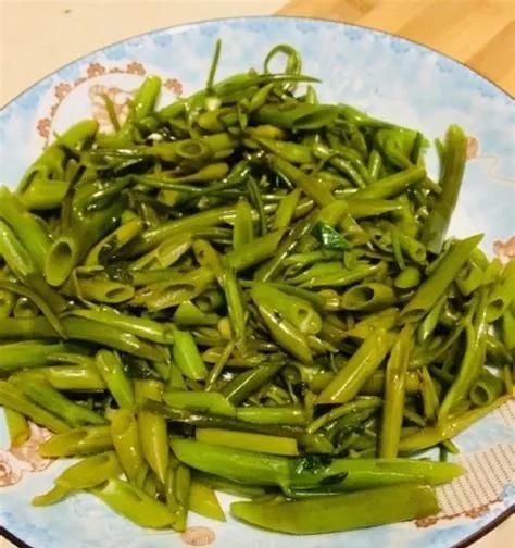 竹叶菜能做什么好吃的菜呢(芽白菜怎样做好吃)图3