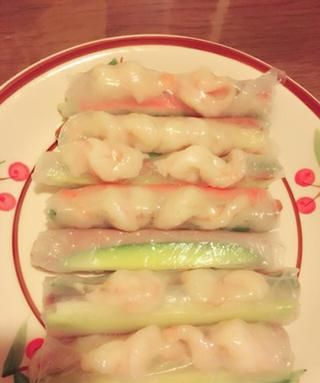 这个春卷不用煎、不用炸，蔬菜虾仁卷一卷，营养健康太好吃了