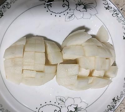 懒人最爱的冰糖雪梨柠檬水来啦！简单又好吃