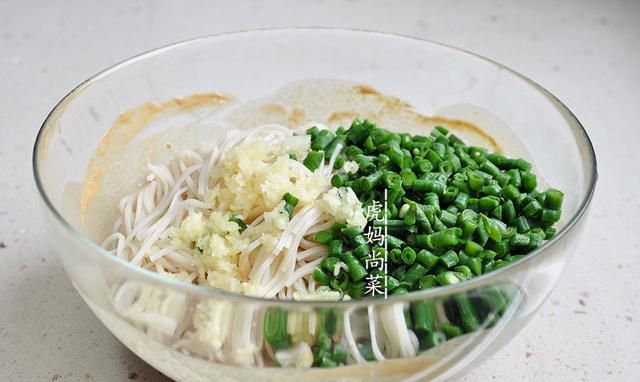 按照这个方法做凉面，好吃到哭，滑爽不粘，香浓又酸甜