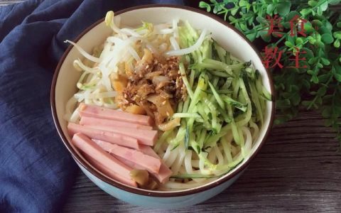 夏天凉面怎么做,夏季好吃的麻酱凉面