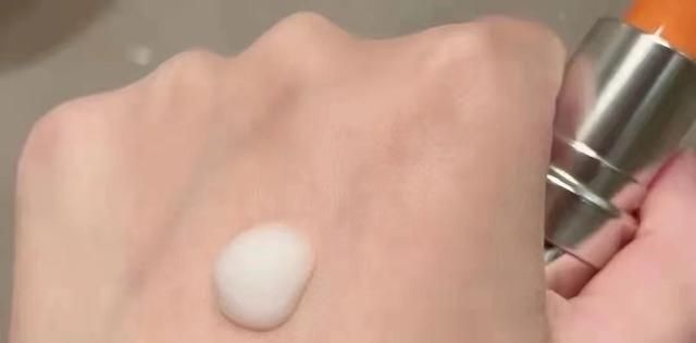“眼霜”买对不买贵！这4款平价眼霜保湿又抗老，款款都是实力派