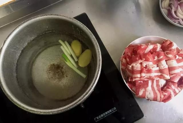 3分钟学会做照烧牛肉饭，做出来的味道和吉野家的一模一样！