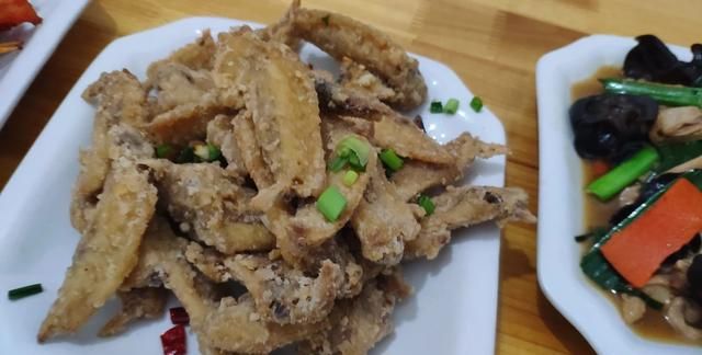 翅尖到底能不能吃(翅尖为什么不能多吃)图1