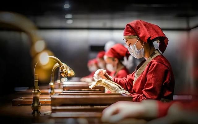 东阿阿胶，一场昂贵的救赎