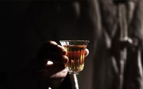 云南滇红茶有什么特点,金丝滇红茶功效与作用