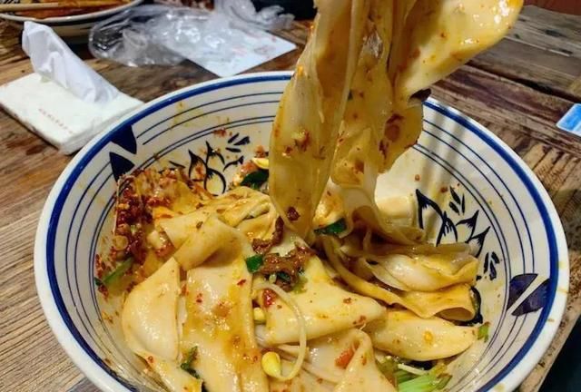 西安最出名的10种小吃，地道美食，来西安别忘记尝一尝，好吃不贵