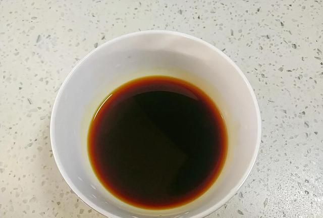 家常菜-木耳炒香菇