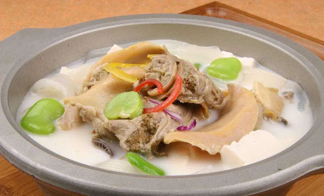 啥都吃的中国人，为啥对肉多的河蚌难下嘴？它是有虫还是有毒？