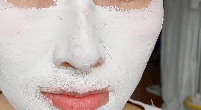 4款热门“清洁泥膜”测评：清洁力和使用肤感对比，谁更胜一筹？
