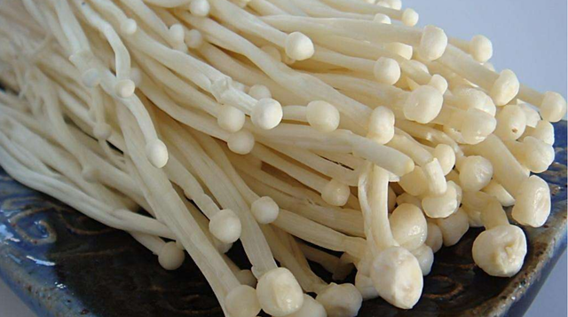 金针菇6种最好吃的做法，每种都简单美味，看看你喜欢吃哪种？