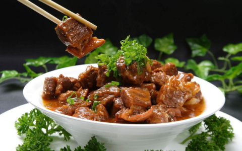 牛腩最好吃的做法肉香软烂又入味