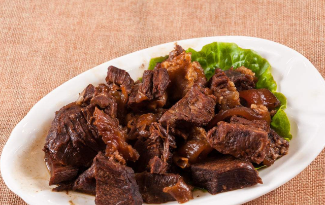 牛腩最美味的7种传统做法，肥而不腻，肉酥筋烂，年夜饭压轴硬菜