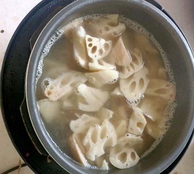 家常美味莲藕排骨汤，锁住家人的胃
