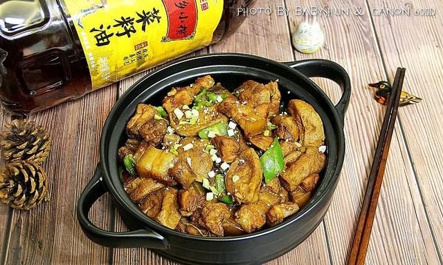 一口爆汁的素鸡烧肉
