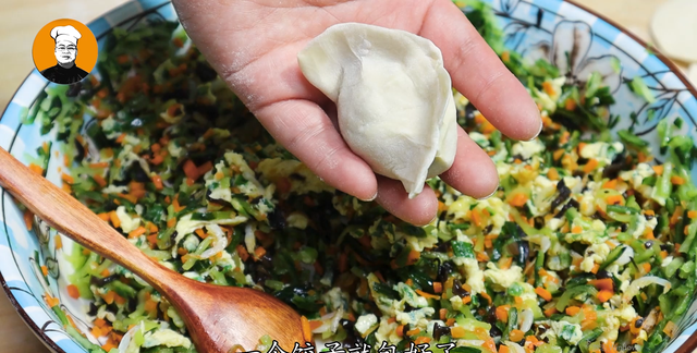 用黄瓜包饺子，真是太好吃了，教你调馅，出锅一口一个，太香了