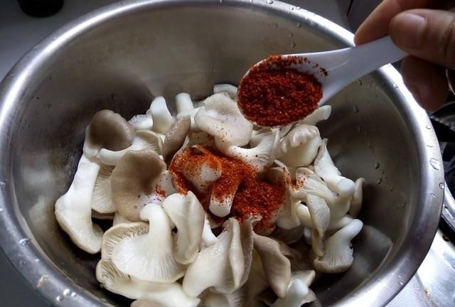 什么菌菇可以吃(玉米菌菇怎么吃)图3
