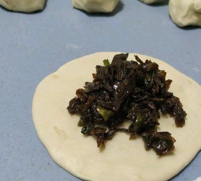 #新春美味菜肴#梅干菜饼