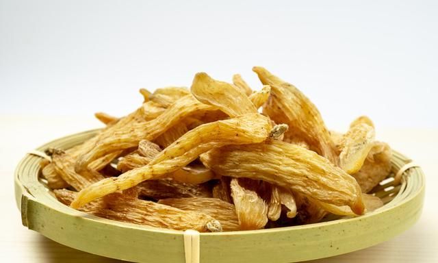 一味中药：天麻，息风、止痉、平肝，妙用可降高血压，治眩晕麻木