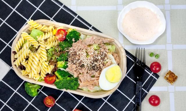 科学的健身餐怎么吃？一份健身餐食谱，供增肌减脂人群参考