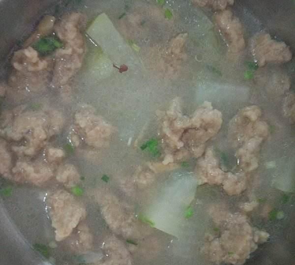 猪瘦肉如何煮汤好喝,猪瘦肉怎么炖汤呢图3