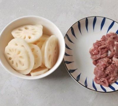 下饭神器藕炒肉片，拌饭还能吃三碗