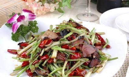 新鲜芹菜叶有哪些吃法(芹菜叶汤减肥正确吃法)图8