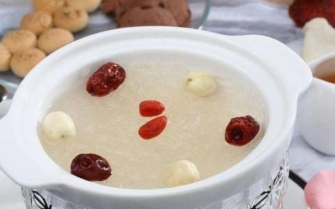 什么叫燕窝(什么叫燕窝干挑盏)