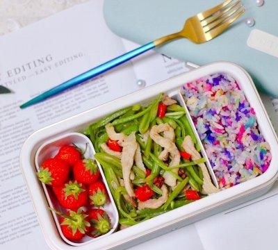#童年不同样，美食有花样#芸豆丝炒肉丝便当