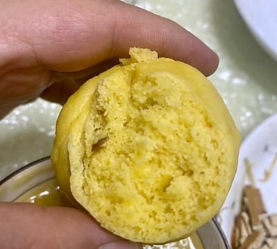 餐桌上的保留项目玉米面窝窝头，隔段时间就做一次