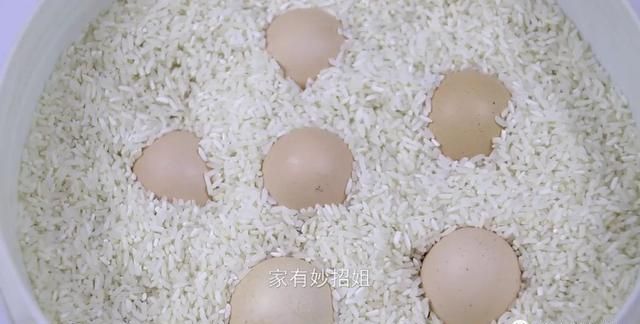 大米不仅仅能填饱肚子，它还有5个妙用，真长见识了