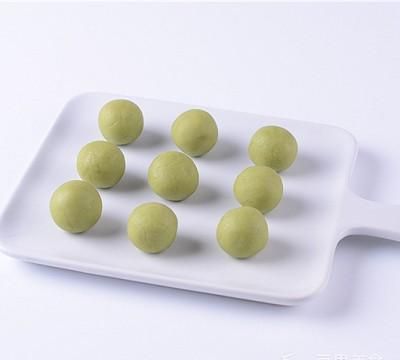 水晶班兰月饼的做法