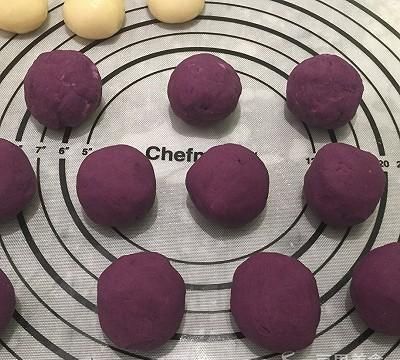 紫薯冰皮月饼的做法