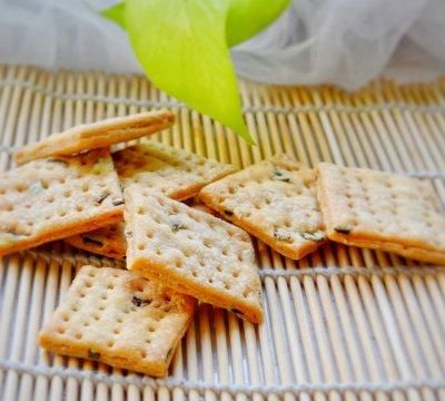 超经典的香葱饼干：酥脆化渣在家也能做