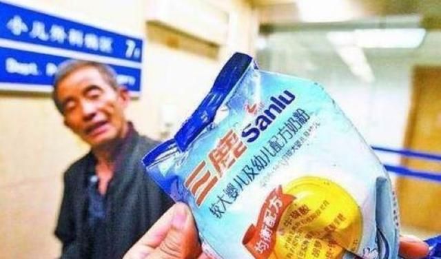 中国奶粉在世界范围，为何被称为天价？奶粉商到底有多暴利