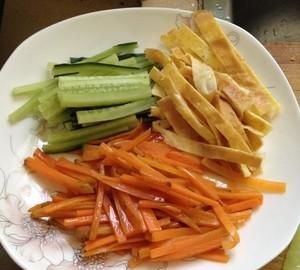 卷心菜可以做出哪些美味菜肴,卷心菜有哪些做法大全图5