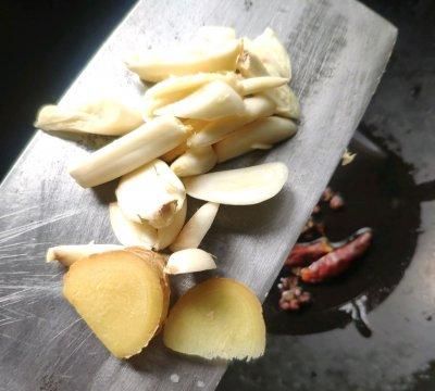 冬天喝#巨下饭的家常菜#酸菜鱼，鲜美又抗寒